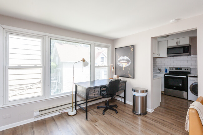 Foto del edificio - 6427 N Hermitage Ave
