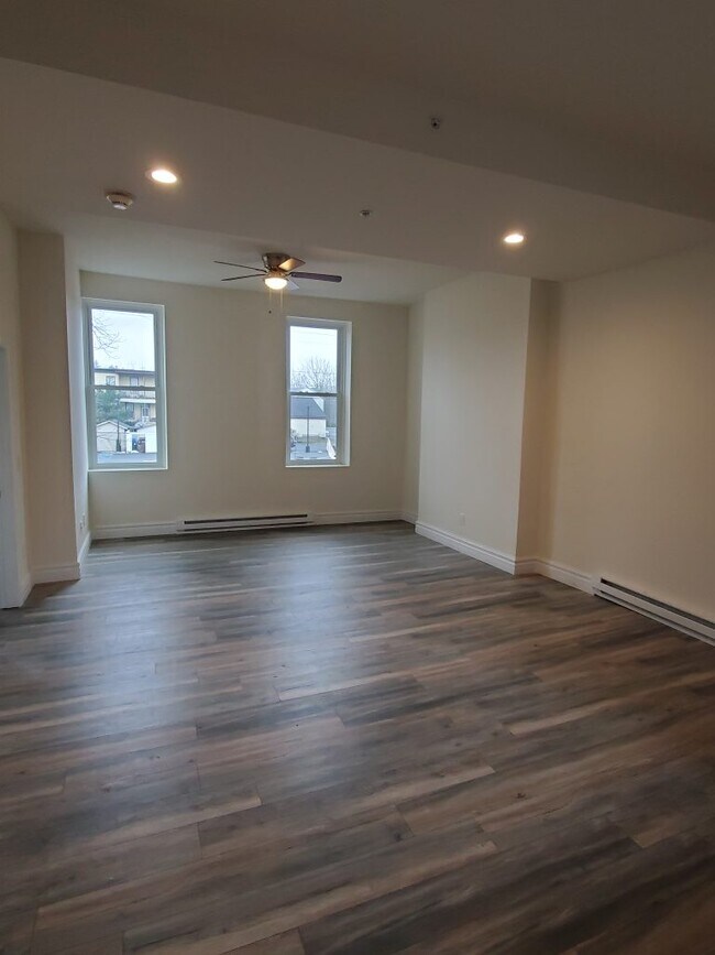 living room kitchen combo - 103 Main St