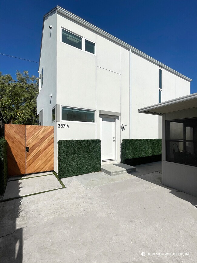 Building Photo - 3571 Helms Ave