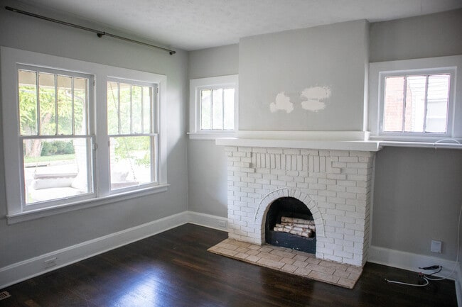 Foto del edificio - 136 Owsley Ave