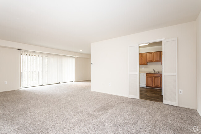 2 Bedroom, 2 Bath - Park Place