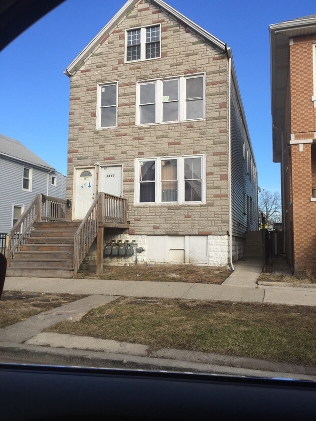 1317 S 49th Ct, Cicero, IL 60804 Apartments in Cicero, IL