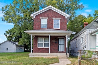 Building Photo - 3233 Vermont Ave