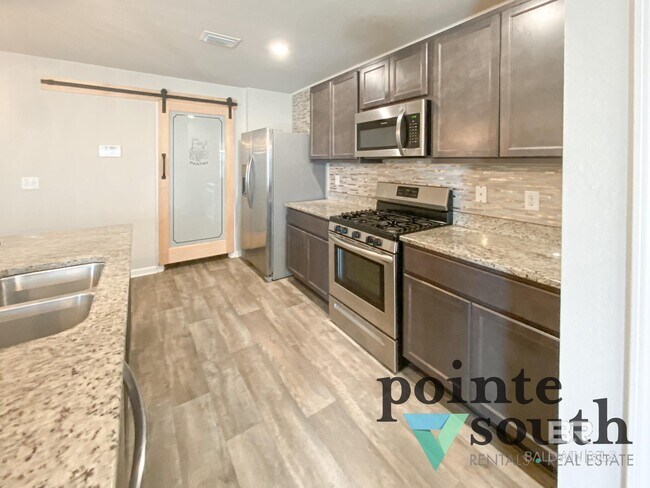 Foto del edificio - 8347 Harmon St