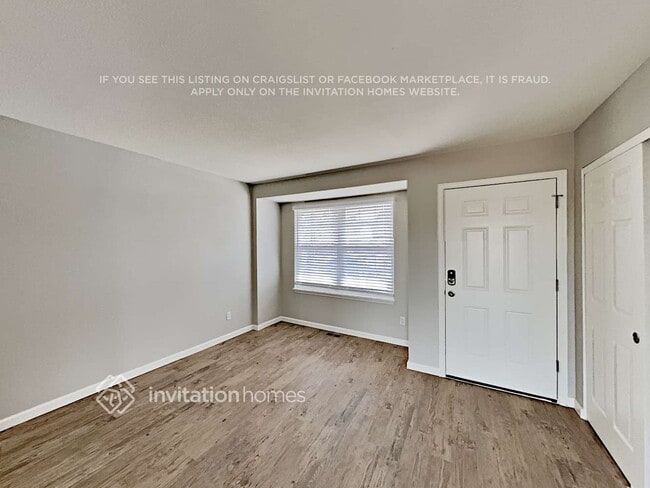 Foto del edificio - 6627 Monaco Way