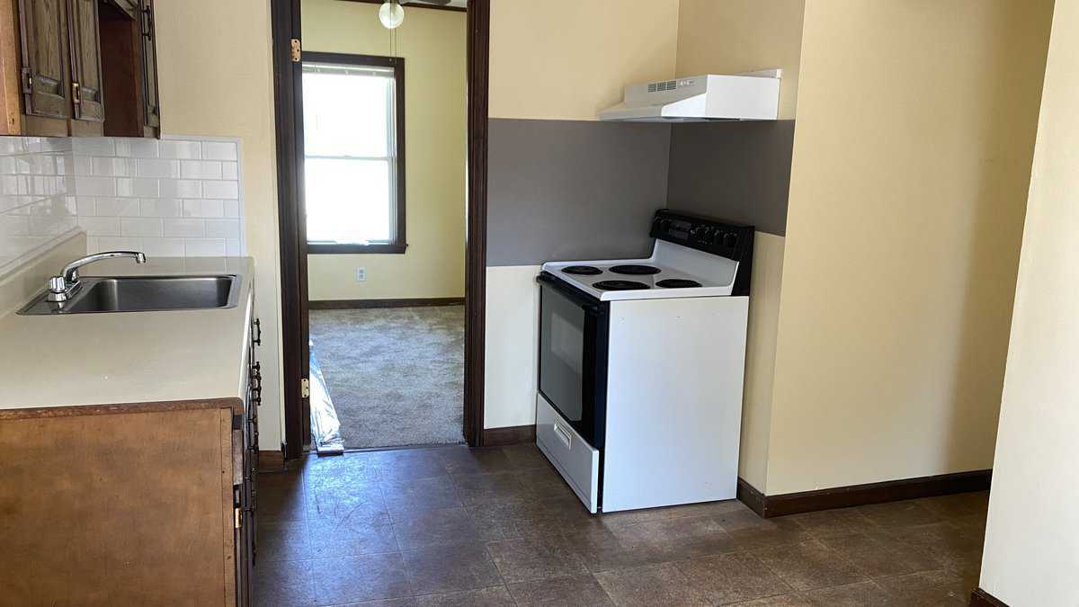 Primary Photo - 6 Hill Ave