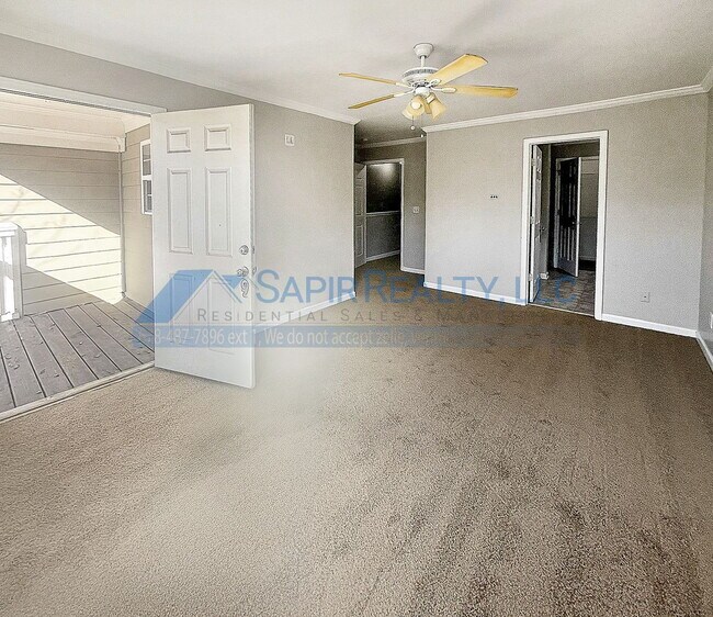 Foto del edificio - 2996 Jonesboro Rd SE
