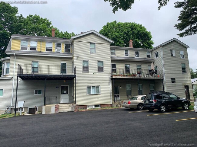 Foto del edificio - 194 Fairmount Ave