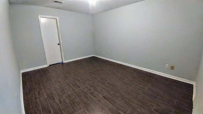 Building Photo - 7003 S Gessner Rd