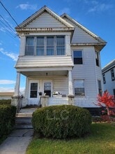 Building Photo - 305 Altamont Ave