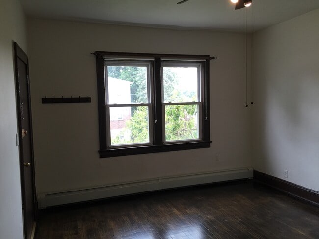 Building Photo - 86 Edgewood Ave