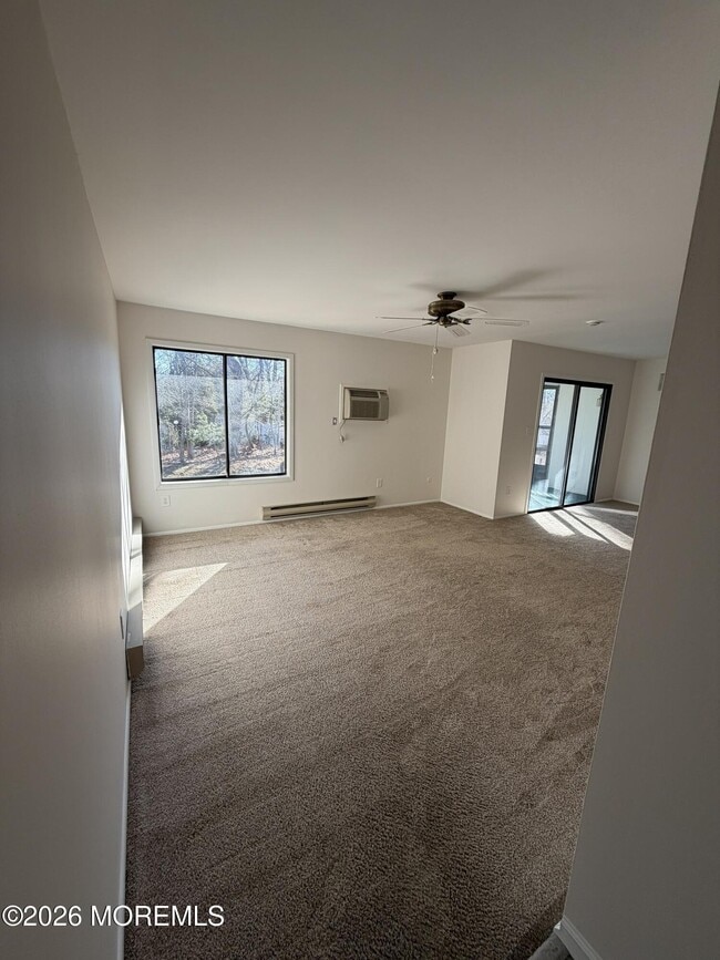 Building Photo - 84 Amberly Dr