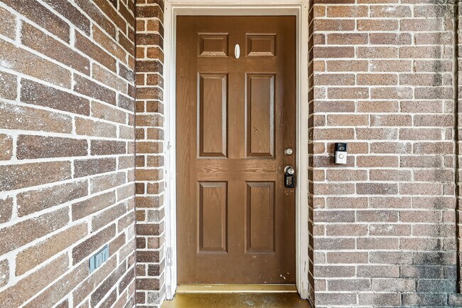 Foto del edificio - 19439 Hillside Springs Cir