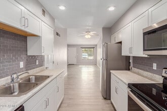 Building Photo - 4530 E Camino Cir