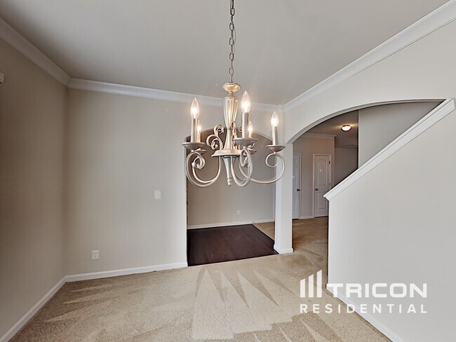 Building Photo - 64 Ledford Way