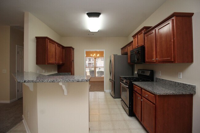 Foto del edificio - Walking distance to Downtown Sugar Hill!