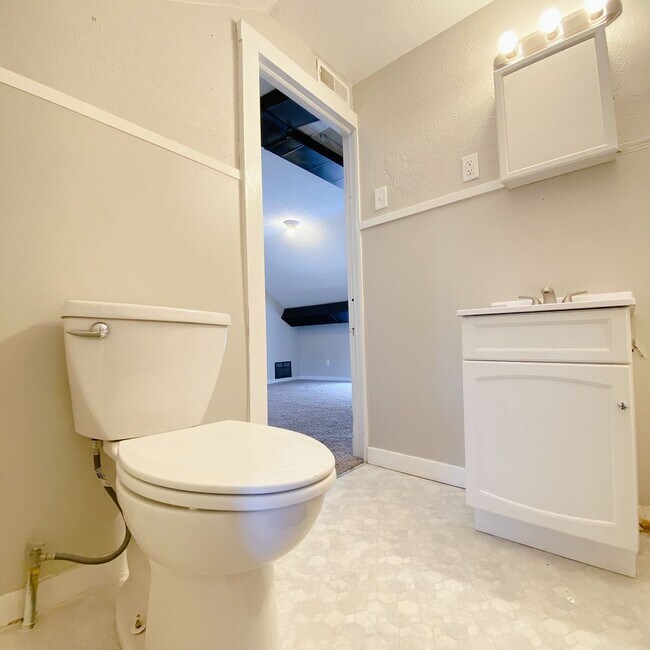 Foto del edificio - DHT Rental, LLC:[DHT][KT][CAG] 1308 Garfie...
