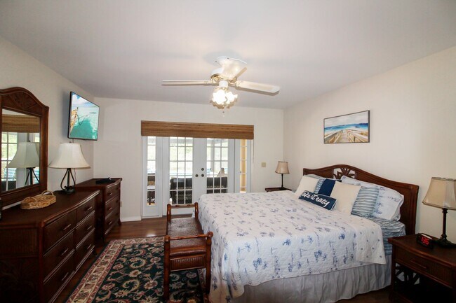 Building Photo - Gange Ct, 1106