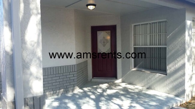 Foto del edificio - 7811 Turkey Oak Ln
