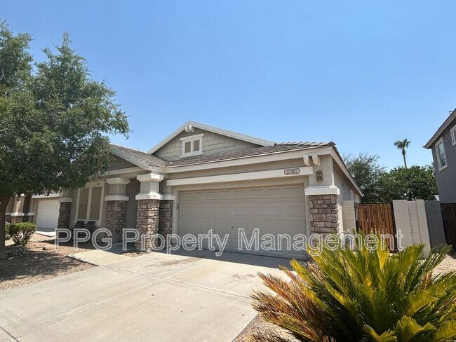 Foto del edificio - 12407 N 149th Dr
