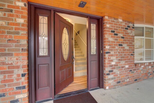 Foto del edificio - 4Bd/2.25Ba Bellevue House