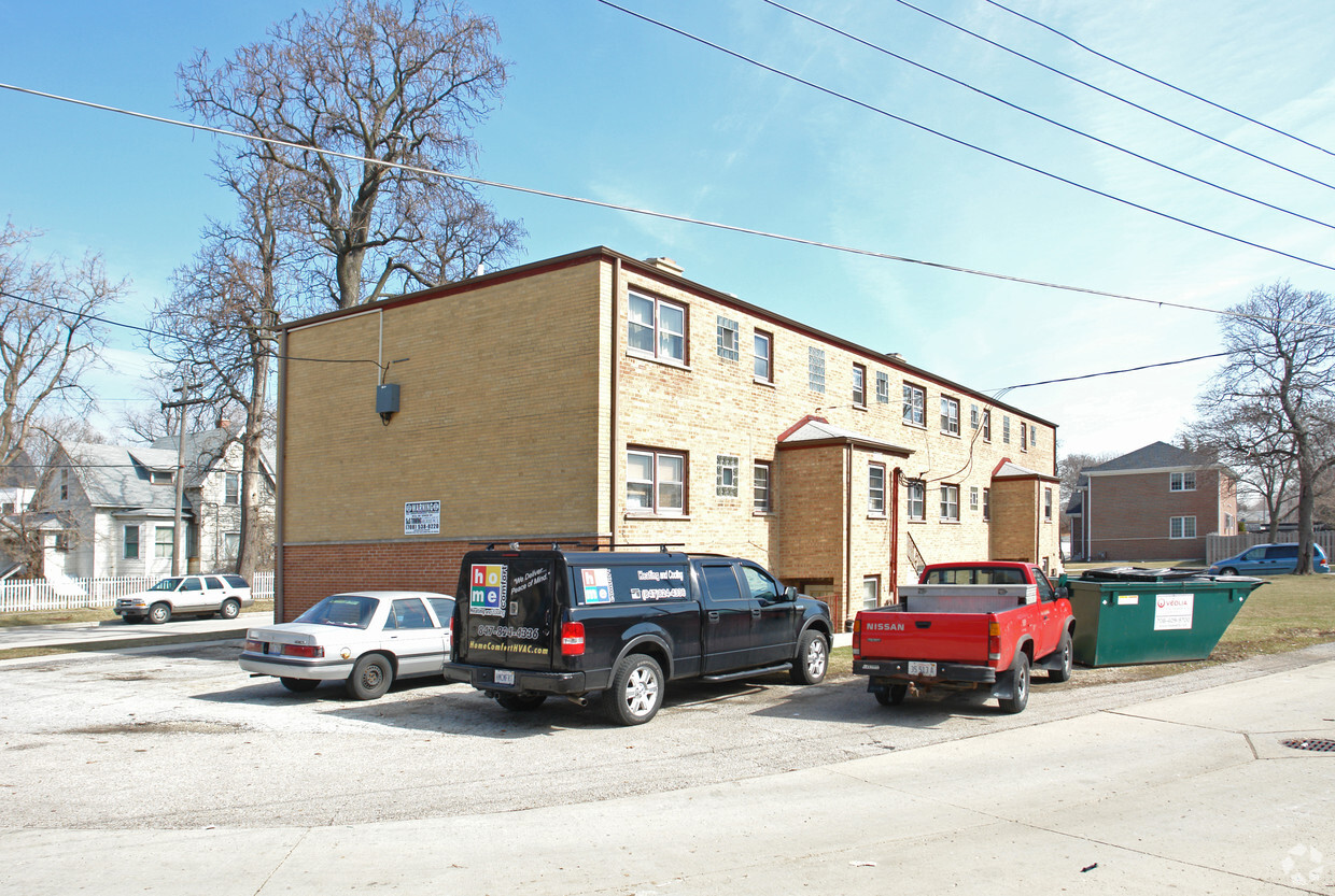 Building Photo - 9701-9707 Gage Ave