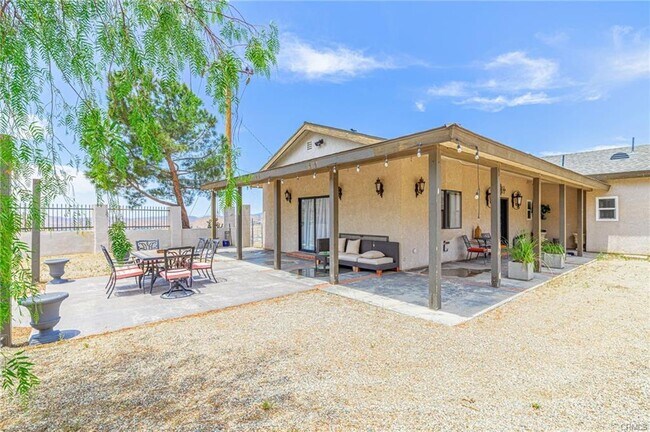 Building Photo - 33110 Hillside Dr