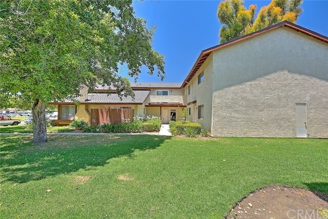 Building Photo - 15147 Monterey Ave