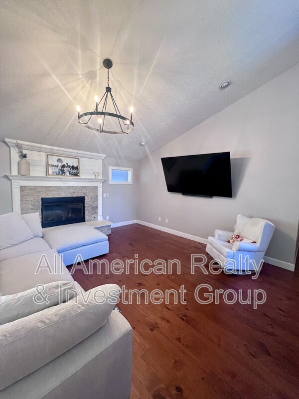 Building Photo - 101 Hands Cove Ln