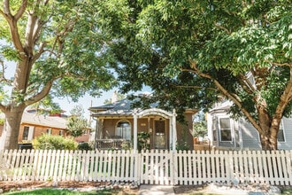 Building Photo - 1561 Yates St