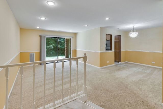 Building Photo - 917 Knottingham Dr