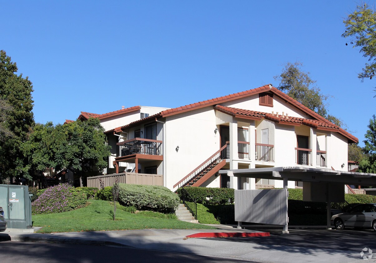 La Paz Apartments in San Diego, CA