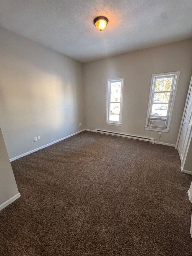 Foto del edificio - 1610 Cass St