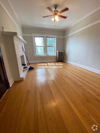 Building Photo - 1604 W Olive Ave