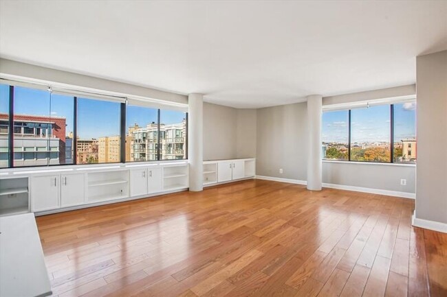 Building Photo - 1245 13th St NW