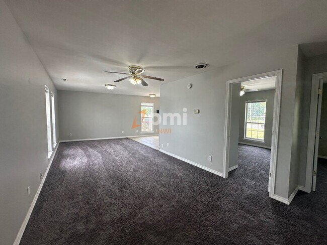 Building Photo - 12910 S Cline Ave