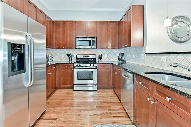 Foto del edificio - 1939 Sterling Oaks Cir NE