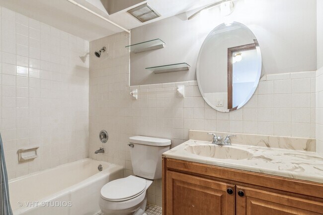 Toilet - 1243 Brown St