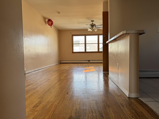 Building Photo - 108 Evergreen St