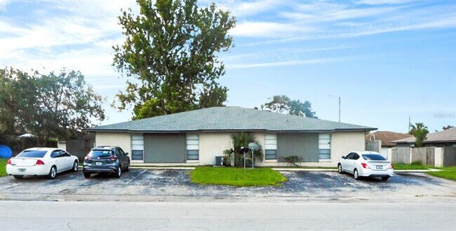 Foto del edificio - 5420 SE 29th Pl