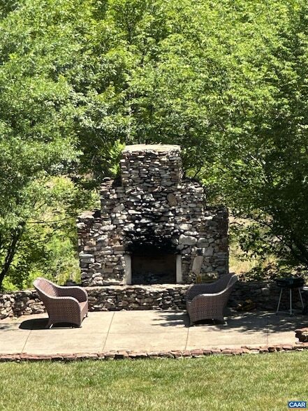 Foto del edificio - 1855 Candlewood Ct