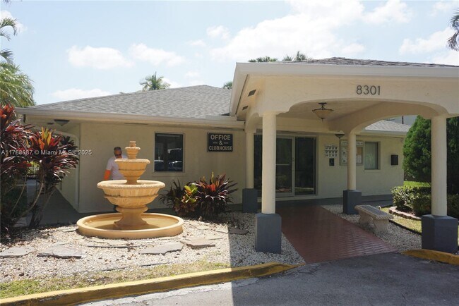 Building Photo - 8311 SW 142nd Ave