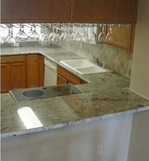 Granite - 8690 Decatur St