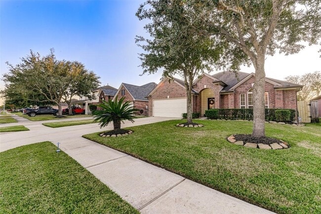 Foto del edificio - 19927 Letchfield Hollow Dr