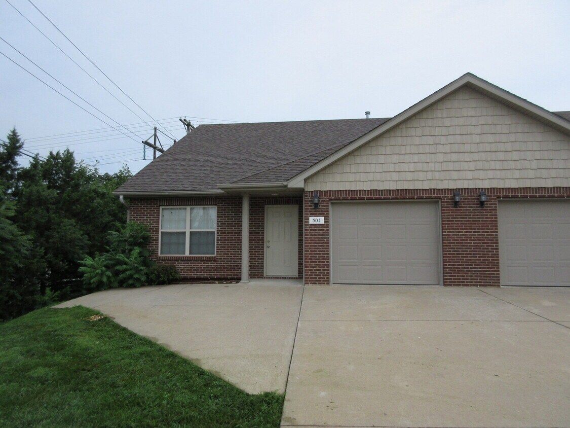 Foto principal - 501-503-503 Glenstone Dr