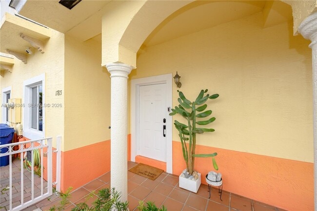 Foto del edificio - 17815 NW 74th Ct