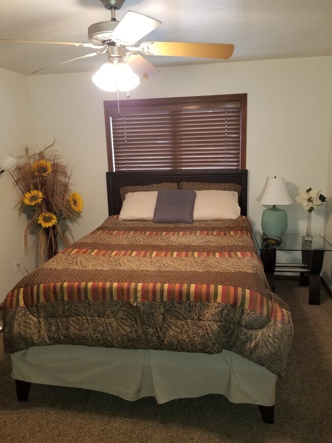 Foto del edificio - 1870 W 2700 S