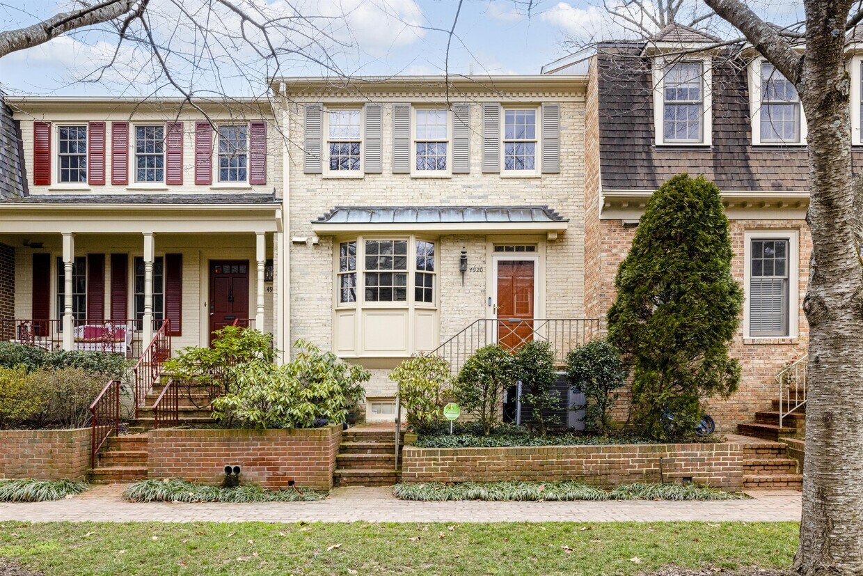 4920 Western Ave, Bethesda, MD 20816 Townhome Rentals in Bethesda MD
