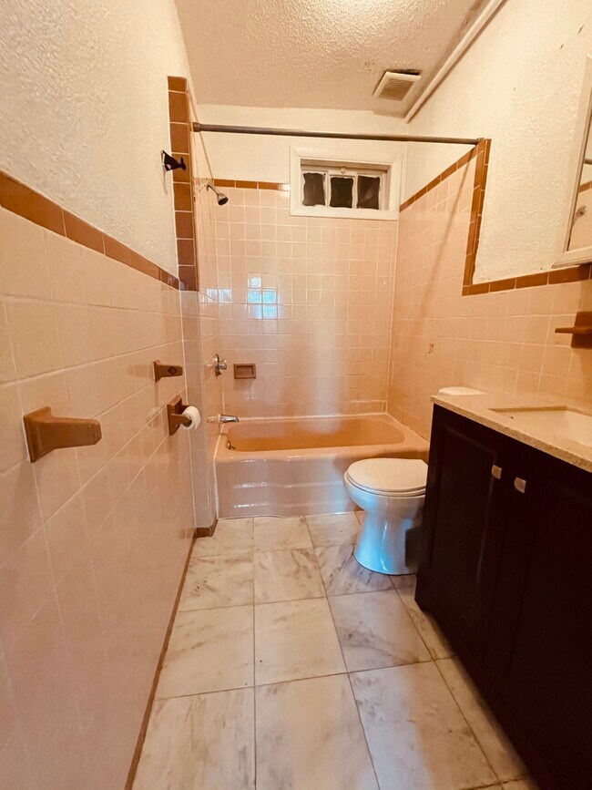 Foto del edificio - 33 Cottage St