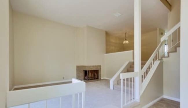 Building Photo - 3230 Caminito Eastbluff